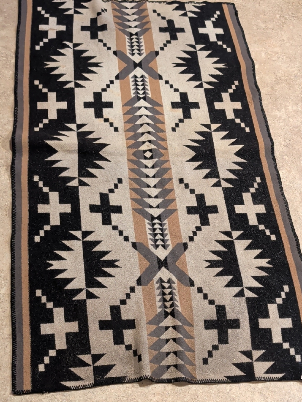 Pendleton Black Cream Tan Geometric Navajo-Pattern Runner